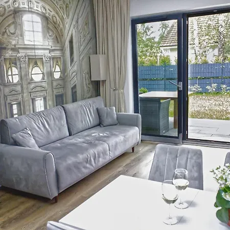 Apartment 5 *
